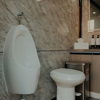Pristine sink area with mirror
